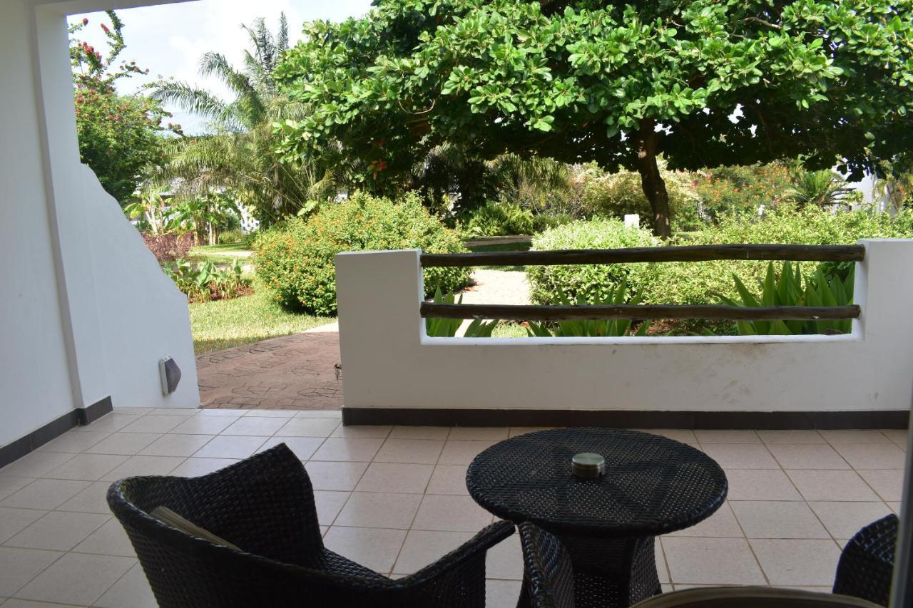 Hotel Kendwa Beach Resort 4*